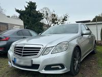 Gebraucht Mercedes E220 170 PS (125 kW) 2009 Silber Limousine