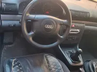 Gebraucht Audi A4 101 PS (74 kW) 2000 Blau Limousine