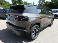 Neu Jeep Compass 156 kW (213 PS) 2026 Braun metallic SUV