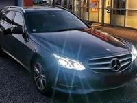 Gebraucht Mercedes E220 Edition 170 PS (125 kW) 2016 Grau Kombi