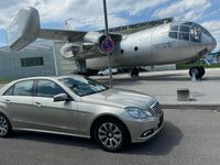 Gebraucht Mercedes E250 204 PS (150 kW) 2009 Gold Limousine