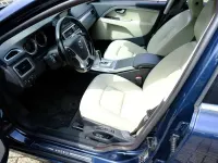 Używany Volvo V70 179 KM (131 kW) 2011 Niebieski Kombi