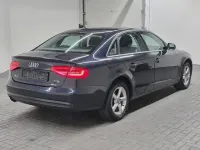 Używany Audi A4 Ambiente 120 KM (88 kW) 2014 Niebieski Sedan/Limuzyna