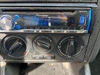 gebraucht VW Golf IV Kombi mit TÜV, Bluetooth Radio und Klima