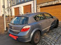 Gebraucht Opel Astra Sport 101 PS (74 kW) 2004 Grau Limousine