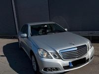 Gebraucht Mercedes E200 Elegance 136 PS (100 kW) 2010 Silber Limousine