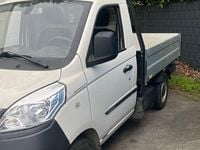 Second-hand Piaggio Porter 106 CP (77 kW) 2023 Alb SUV