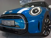Używany Mini Cooper 136 KM (100 kW) 2023 Niebieski Hatchback