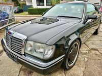 Gebraucht Mercedes E300 220 PS (161 kW) 1989 Schwarz Coupé