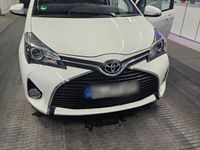 gebraucht Toyota Yaris 1,33-l-Dual-VVT-i DESIGN Paket