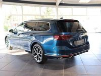 Gebraucht VW Passat 190 PS (139 kW) 2020 Aquamarinblau Kombi