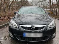 Gebraucht Opel Astra 125 PS (91 kW) 2012 Schwarz Kombi