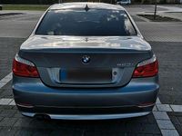 Gebraucht BMW 523 190 PS (139 kW) 2009 Grau Limousine