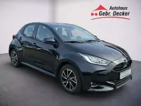 Gebraucht Toyota Yaris Basis 125 PS (91 kW) 2021 Mysticschwarz mica Kleinwagen