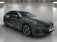 Gebraucht BMW 520 M Sport 197 PS (144 kW) 2025 Grau Limousine