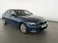 Używany BMW 330 Advantage 265 KM (194 kW) 2020 Niebieski Sedan/Limuzyna