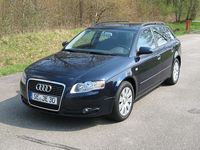 Gebraucht Audi A4 131 PS (96 kW) 2005 Blau Kombi