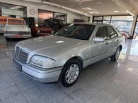 Gebraucht Mercedes C220 150 PS (110 kW) 1997 Silber Limousine