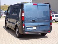 Gebraucht Renault Trafic Komfort 95 PS (69 kW) 2018 Blau Van / Kleinbus