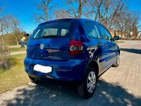 Gebraucht VW Fox 54 PS (39 kW) 2006 Blau Kleinwagen