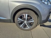 Gebraucht Peugeot 3008 Allure 131 PS (96 kW) 2019 Grau / artense grau (metallic) SUV