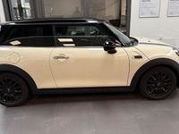 Gebraucht Mini Cooper 136 PS (100 kW) 2015 Weiß Kleinwagen