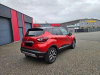 Gebraucht Renault Captur 118 PS (86 kW) 2017 Rot SUV