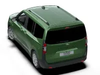 Neu Ford Tourneo Courier Titanium 125 PS (91 kW) 2026 Bursting green Van / Kleinbus
