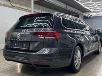 Gebraucht VW Passat Business 150 PS (110 kW) 2020 Grau Kombi