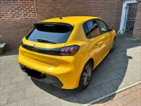 Gebraucht Peugeot 208 Active 75 PS (55 kW) 2022 Gelb Kleinwagen
