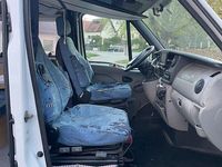 Second-hand Renault Master 114 CP (83 kW) 2006 Alb Monovolum