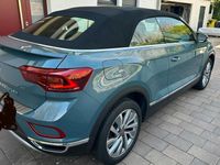 Gebraucht VW T-Roc Cabriolet 150 PS (110 kW) 2023 Blau Cabrio