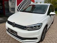 Gebraucht VW Touran Sound 150 PS (110 kW) 2017 Pure white Van / Kleinbus