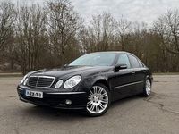Gebraucht Mercedes E350 Avantgarde 272 PS (200 kW) 2005 Schwarz Limousine