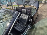 Gebraucht BMW 325 Cabriolet Performance 204 PS (150 kW) 2013 Schwarz Cabrio