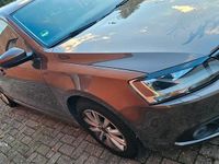 Gebraucht VW Jetta 122 PS (89 kW) 2014 Braun Limousine