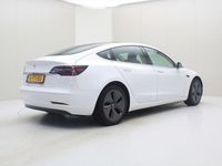 Gebraucht Tesla Model 3 Standard Range 225 kW (306 PS) 2020 Weiß Limousine