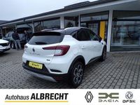 Gebraucht Renault Captur Techno 158 PS (116 kW) 2023 Perlmuttweiß metallic, black SUV