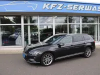 Gebraucht VW Passat Elegance 150 PS (110 kW) 2023 Mangangrau metallic Kombi