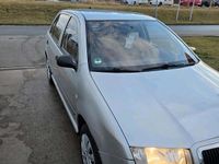 Gebraucht Skoda Fabia 59 PS (43 kW) 2002 Silber Kleinwagen