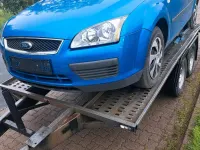 Gebraucht Ford Focus 80 PS (58 kW) 2005 Blau Kleinwagen