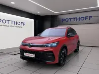 Gebraucht VW Tiguan R-line 272 PS (200 kW) 2025 Persimmon red metallic SUV