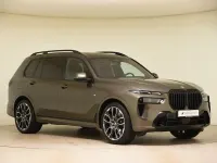 Gebraucht BMW X7 M Sport 352 PS (258 kW) 2025 Grün SUV