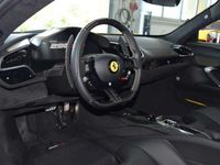 gebraucht Ferrari 296 Neuwagen Racingsitze Lift SurroundView