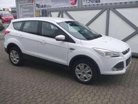 Gebraucht Ford Kuga Trend 120 PS (88 kW) 2016 Frostweiß SUV