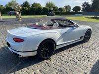 Gebraucht Bentley Continental GT Convertible Mulliner 659 PS (484 kW) 2022 Weiß Cabrio