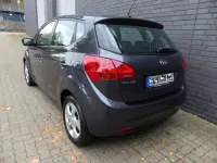 Gebraucht Kia Venga 90 PS (66 kW) 2014 Grau Kleinwagen