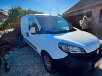 Gebraucht Fiat Doblò 95 PS (69 kW) 2019 Weiß Van / Kleinbus