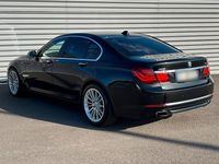 Usata BMW 750 450 CV (330 kW) 2013 Andere farben Berlina