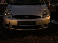 gebraucht Ford Fiesta 1,6